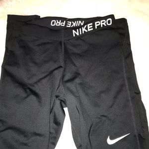 NIKE PRO LEGGINGS